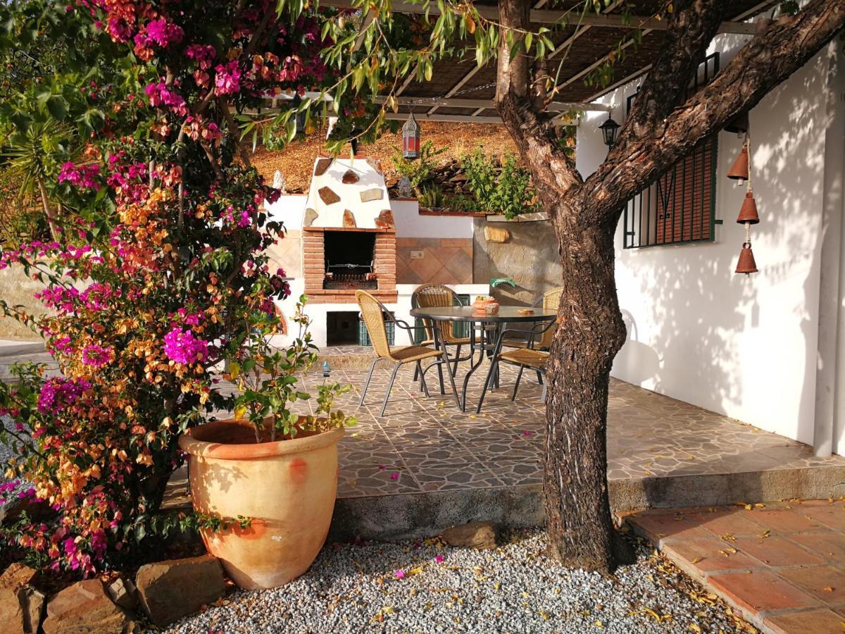 Casa Lola Villa Sayalonga Kültér fotó